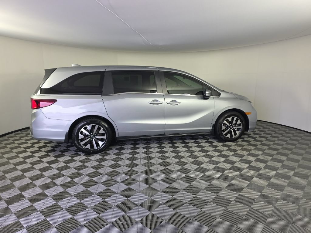 Used 2026 Honda Odyssey EX-L image 6