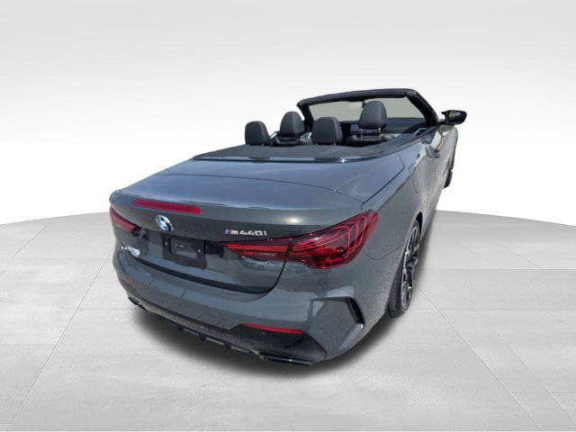 Used 2026 BMW M440i Convertible w/ Premium Package RWD image 3