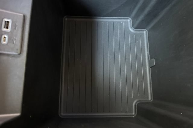 Used 2022 Chevrolet Suburban LT AWD/4WD image 34