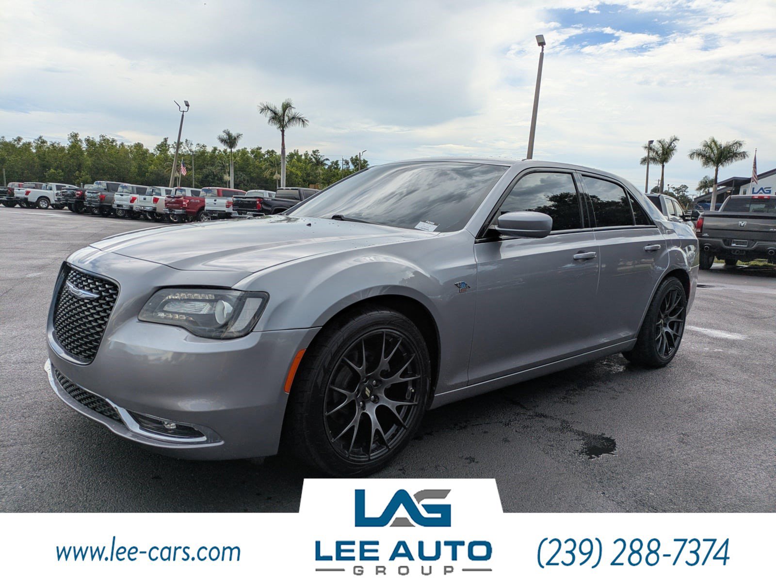 Used 2017 Chrysler 300 S RWD image 7