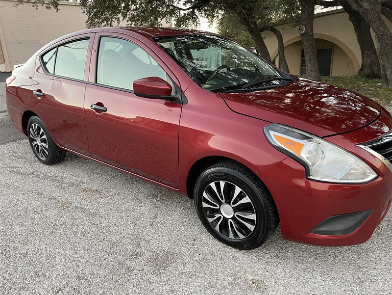 Used 2019 Nissan Versa S Plus image 5