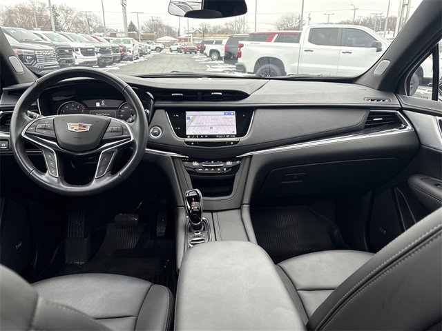 Certified 2023 Cadillac XT5 Premium Luxury w/ LPO, Floor Liner Package image 21