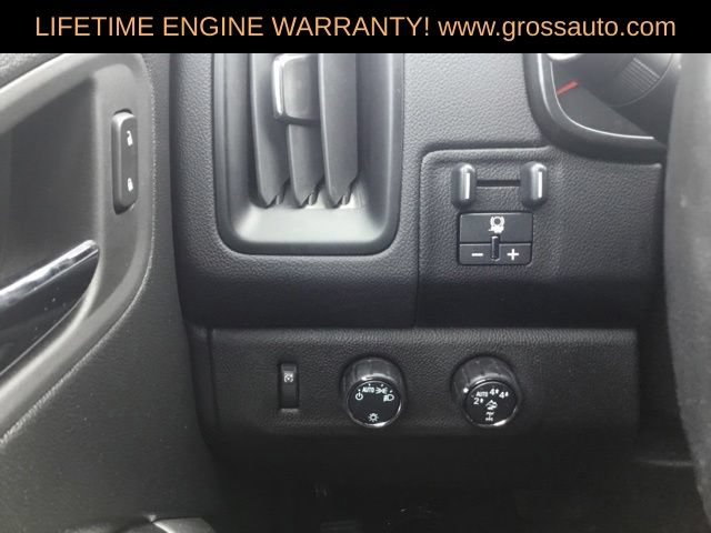 Used 2022 Chevrolet Colorado ZR2 AWD/4WD image 21