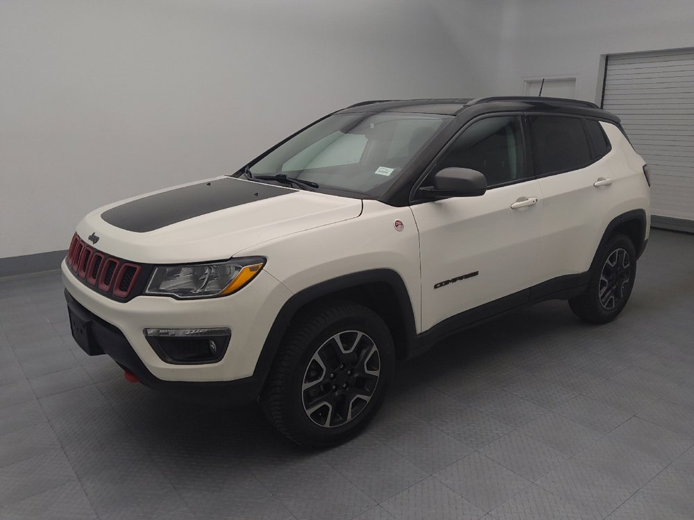 Used 2019 Jeep Compass Trailhawk w/ Cold Weather Group AWD/4WD image 2