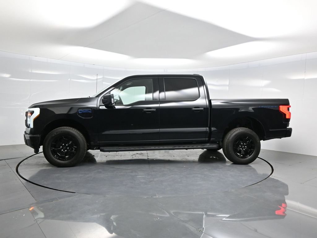 Used 2025 Ford F150 Lightning XLT image 33