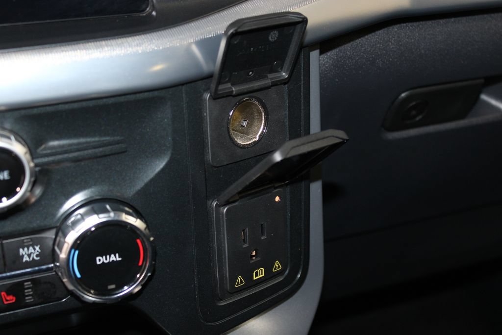 Used 2025 Ford F150 Lariat w/ Equipment Group 502A High AWD/4WD image 43