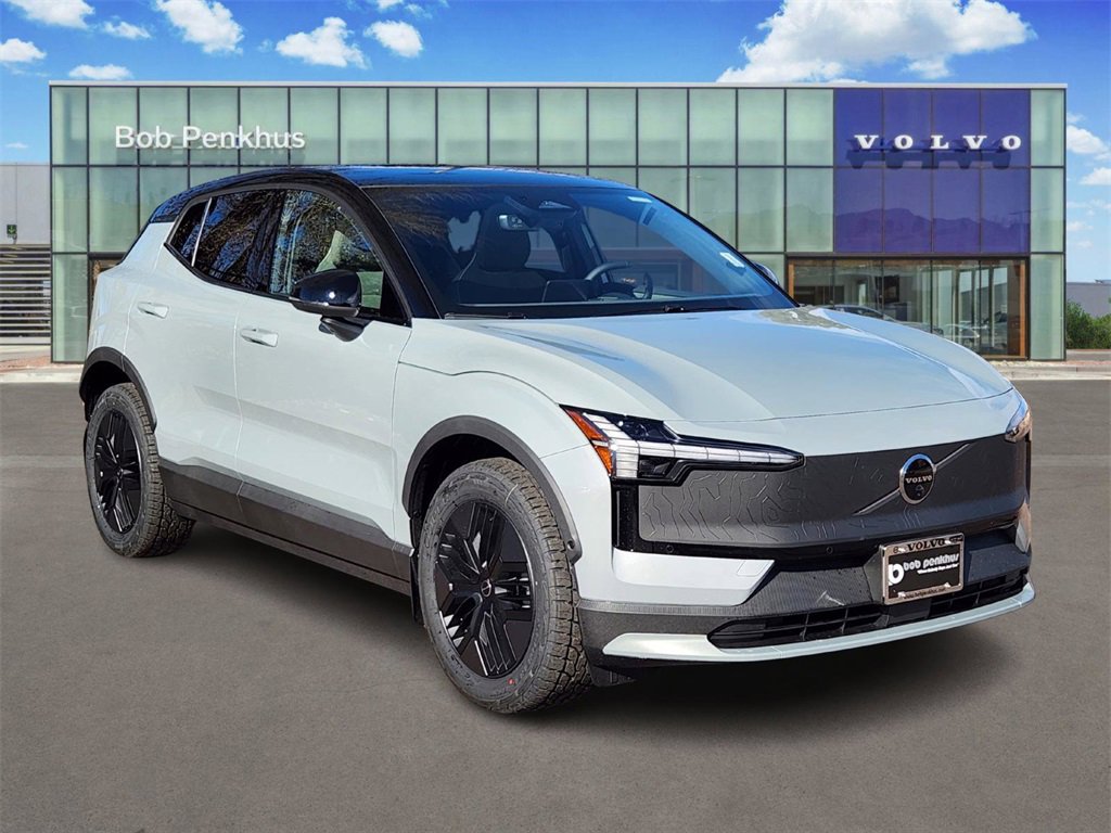 New 2026 Volvo EX30 Cross Country Ultra image 1