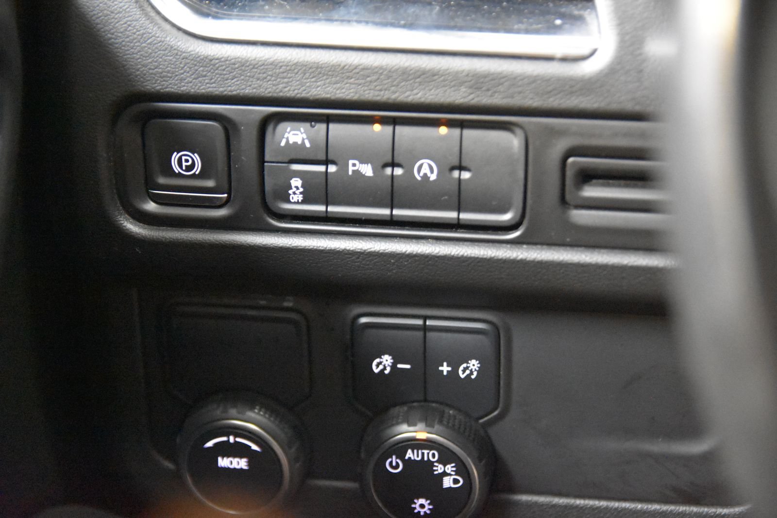 Used 2024 Chevrolet Tahoe LT RWD image 18