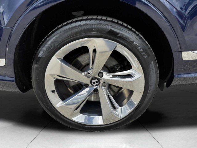 Used 2023 Bentley Bentayga Extended Wheelbase image 84