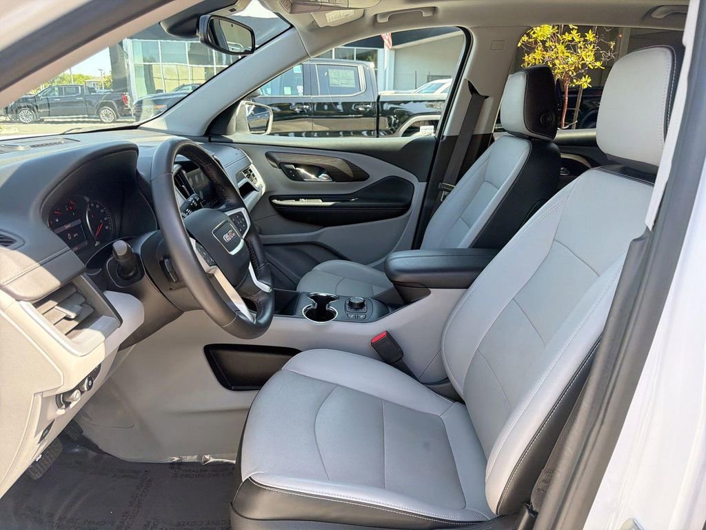Used 2022 GMC Terrain SLT AWD/4WD image 23