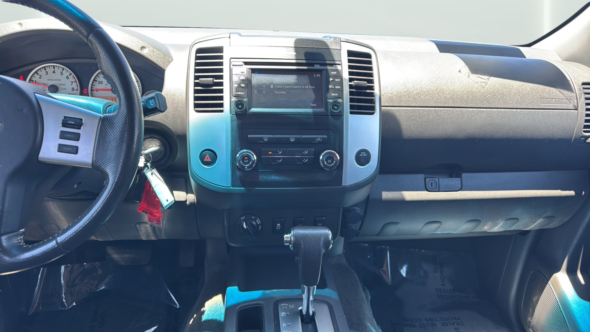 Used 2013 Nissan Xterra PRO-4X AWD/4WD image 16