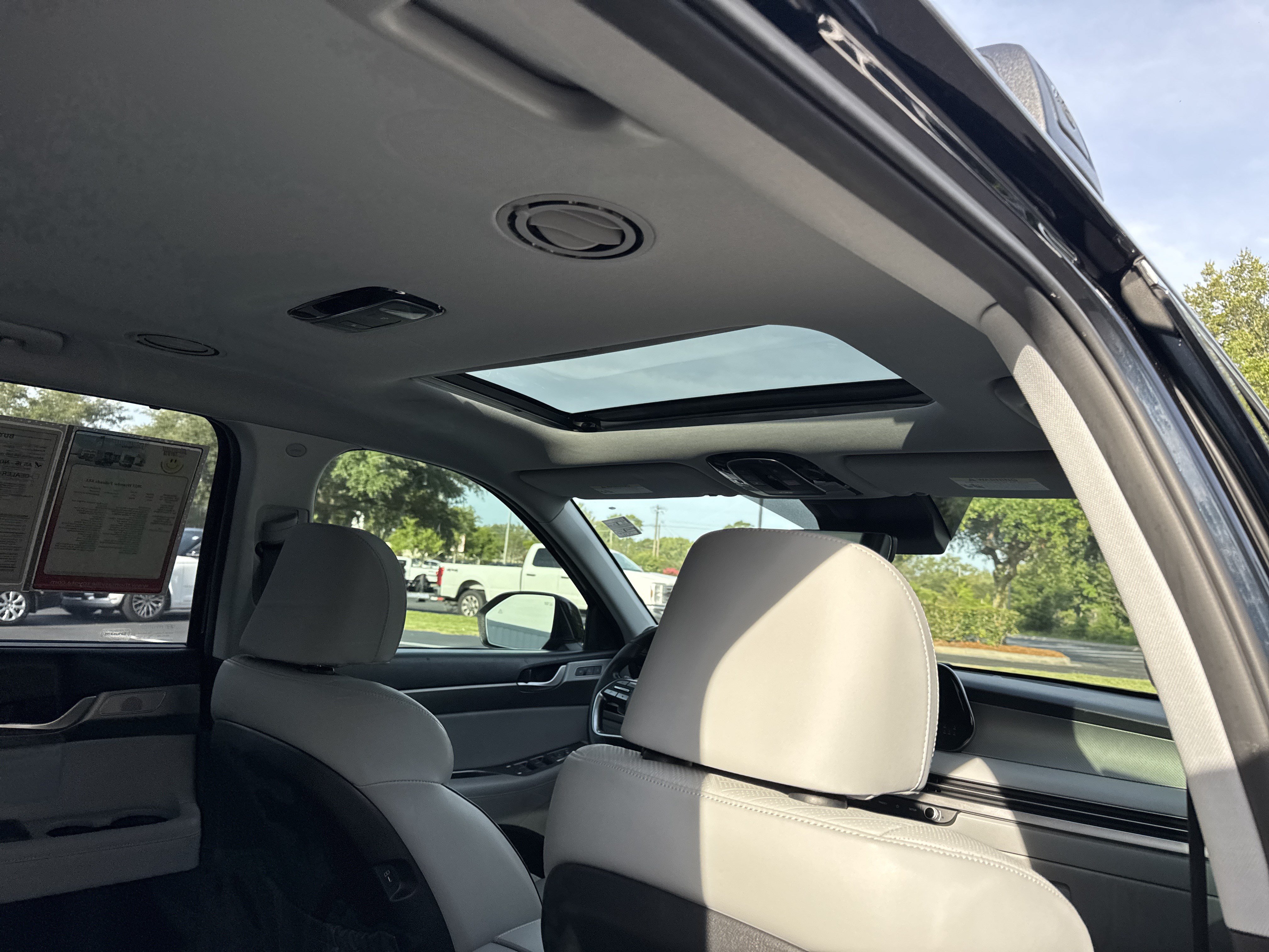 Used 2023 Hyundai Palisade SEL w/ Premium Package AWD/4WD image 34