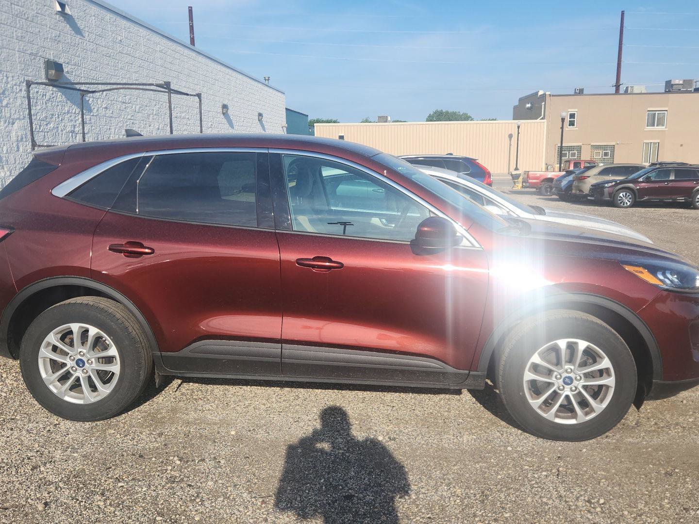 Used 2021 Ford Escape SE AWD/4WD image 2