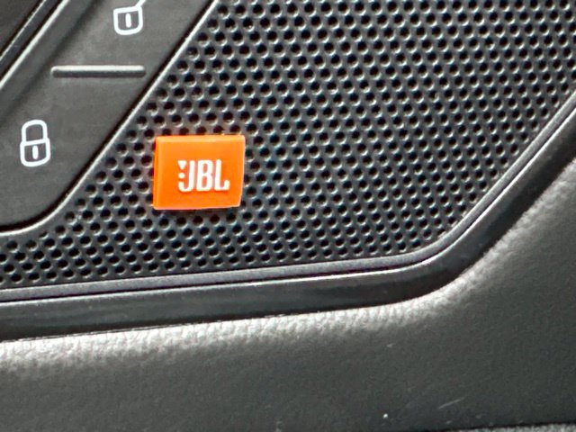 Used 2023 Volkswagen Tiguan SE R-Line FWD image 6