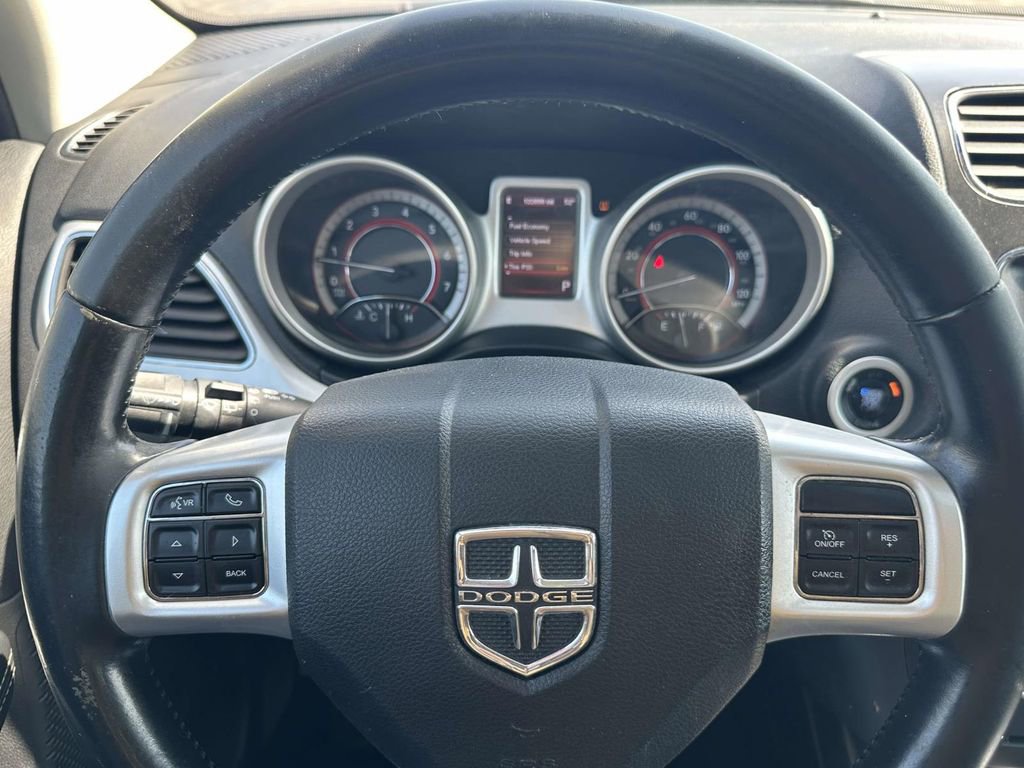 Used 2011 Dodge Journey Lux image 22