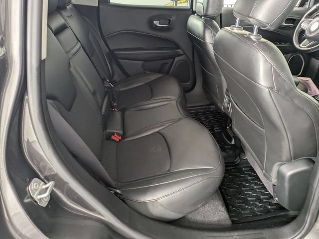 Used 2019 Jeep Compass Latitude AWD/4WD image 31