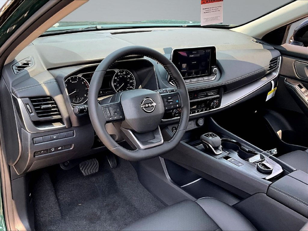 New 2026 Nissan Rogue Dark Armor AWD/4WD image 7