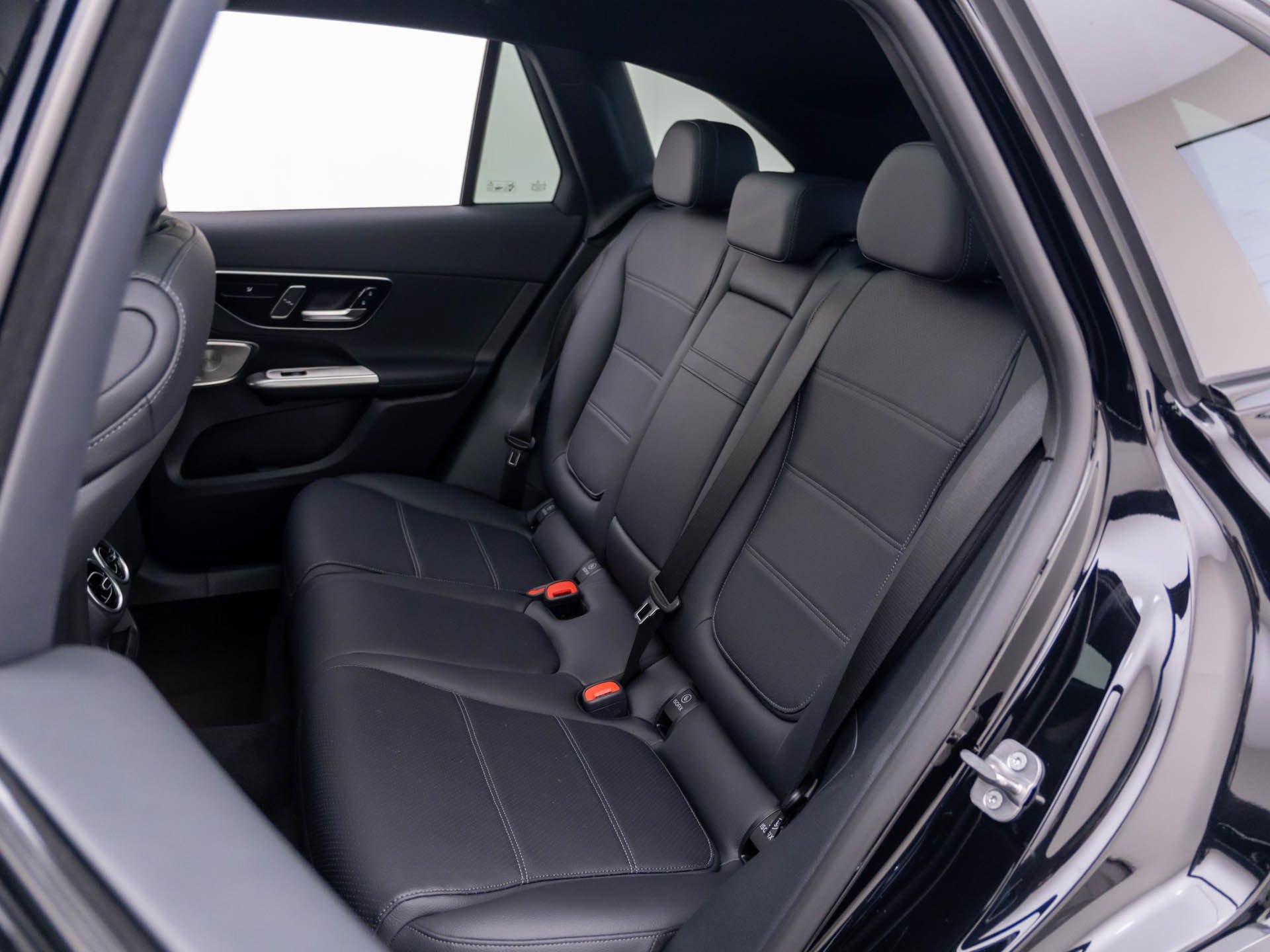 New 2027 Mercedes-Benz GLC 300 4MATIC image 20