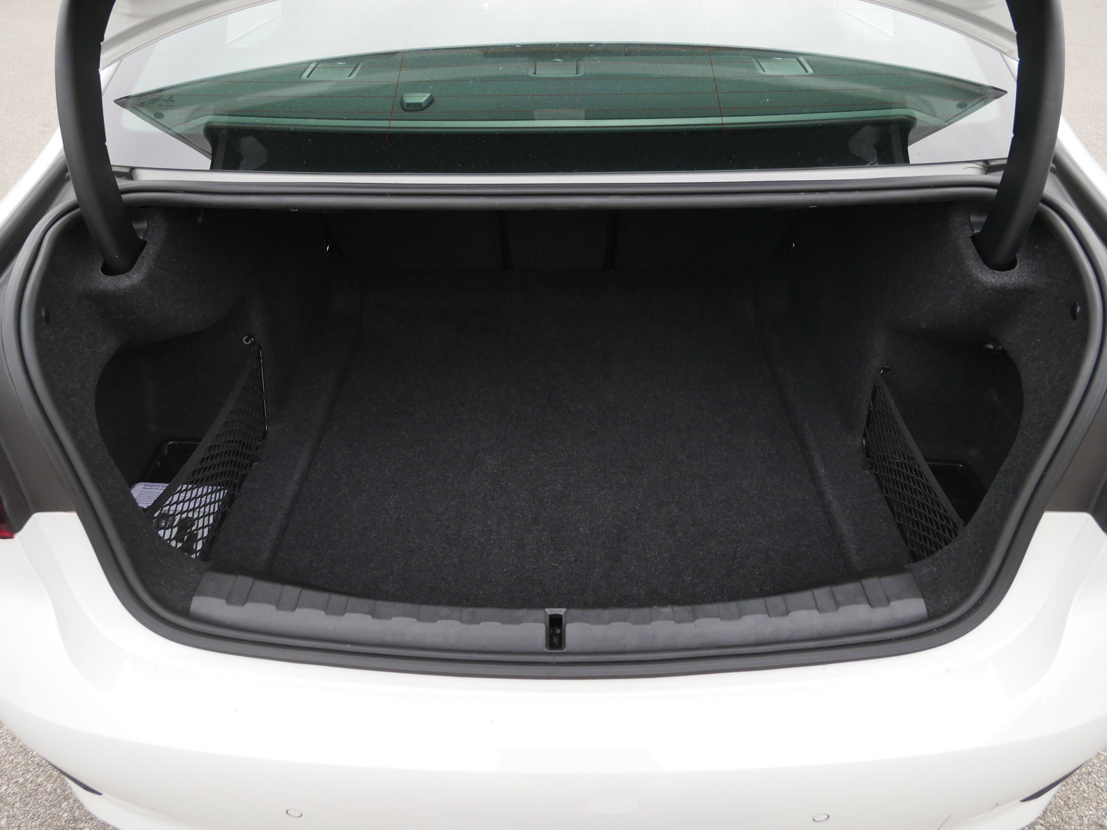 Used 2022 BMW 330i xDrive Sedan w/ Driving Assistance Package image 18