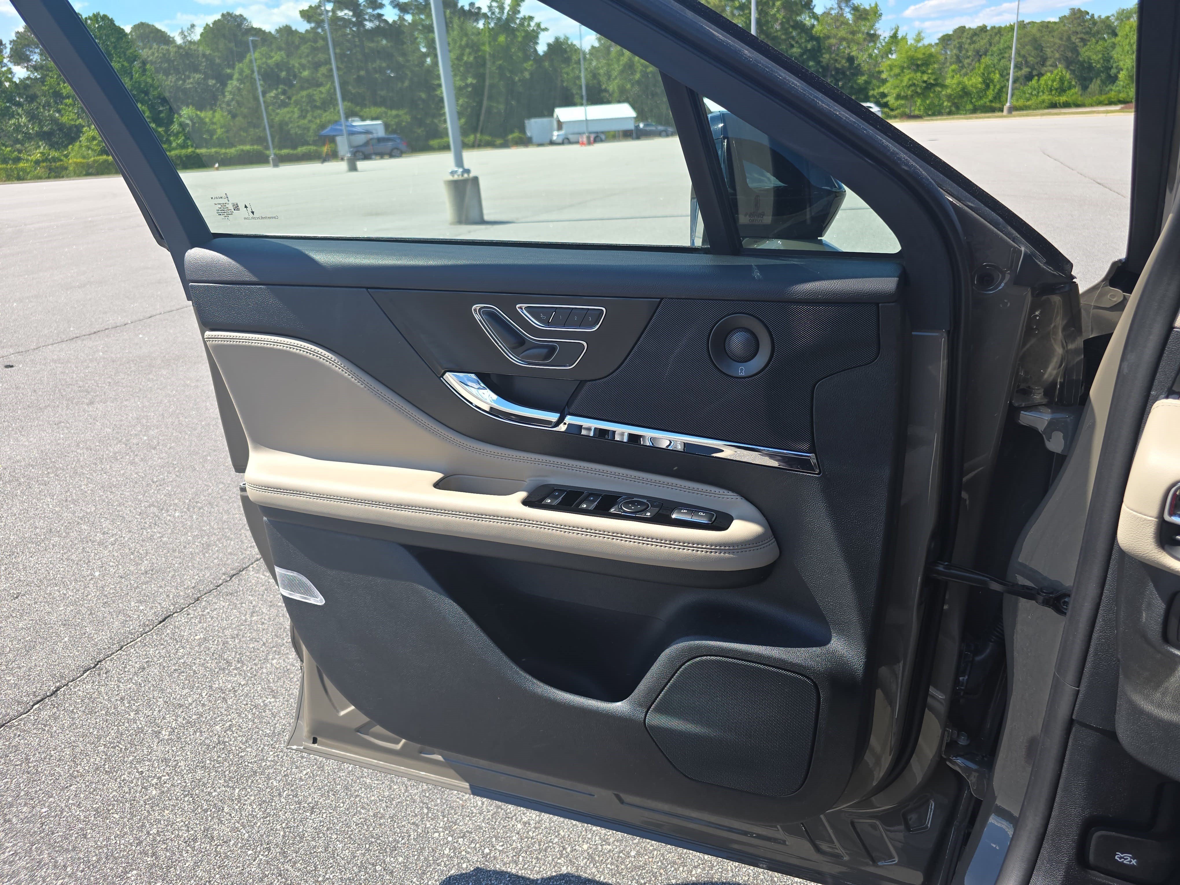 New 2026 Lincoln Corsair Reserve AWD/4WD image 27