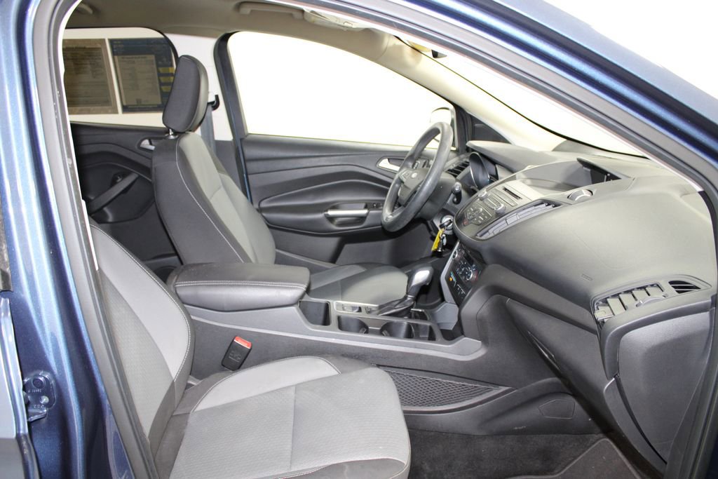 Used 2018 Ford Escape SE image 26