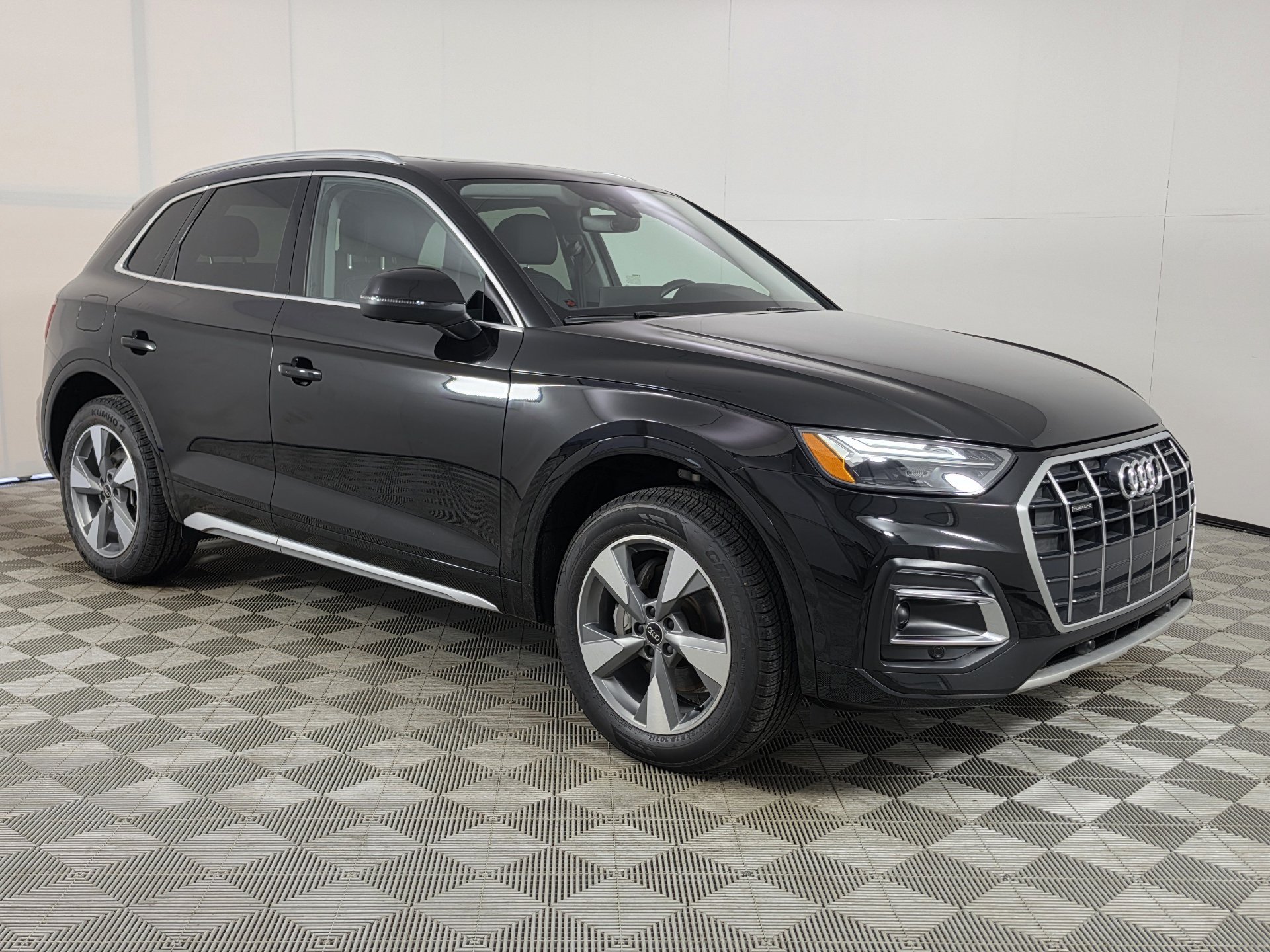Certified 2024 Audi Q5 Premium Plus