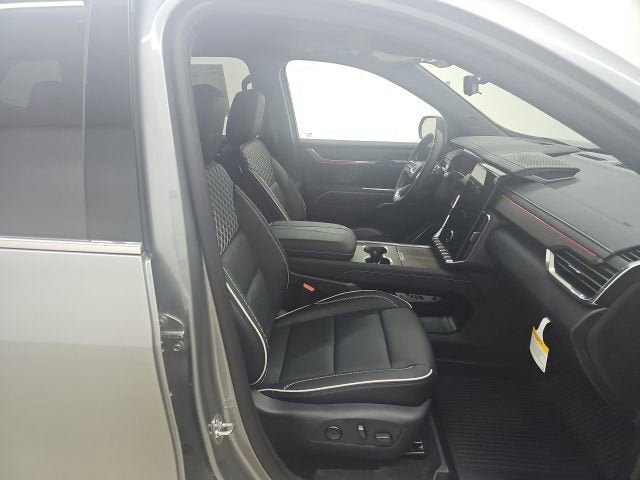 New 2026 GMC Acadia Denali w/ Super Cruise Package image 27