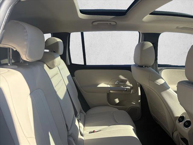 Used 2022 Mercedes-Benz GLB 250 image 20