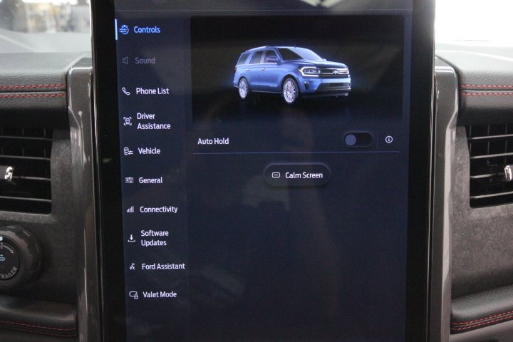 Used 2024 Ford Expedition Limited image 22