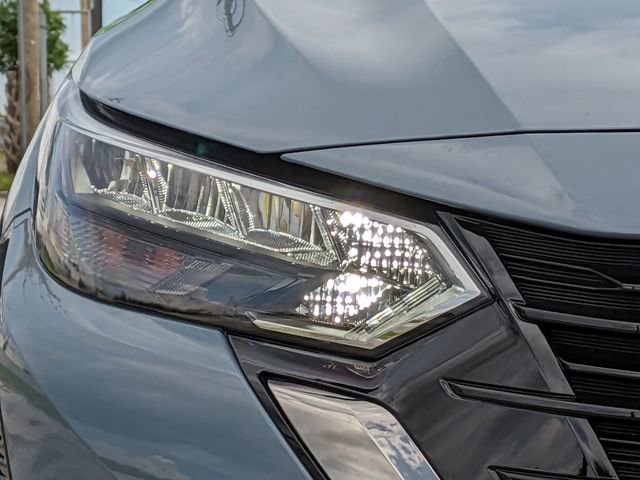 New 2025 Nissan Sentra SR w/ SR Premium Package image 11