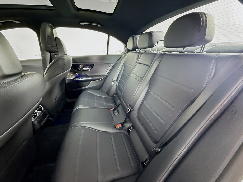 Used 2025 Mercedes-Benz C 300 4MATIC Sedan image 26