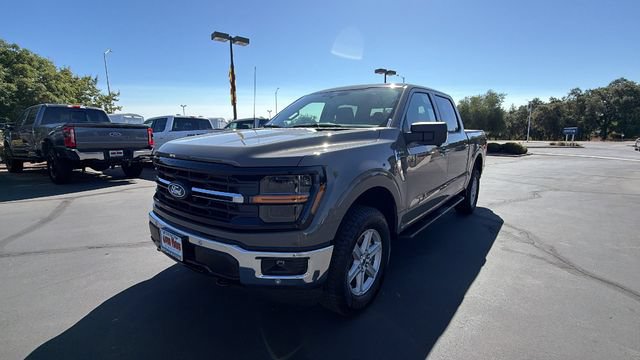 New 2026 Ford F150 XLT w/ Equipment Group 302A MID