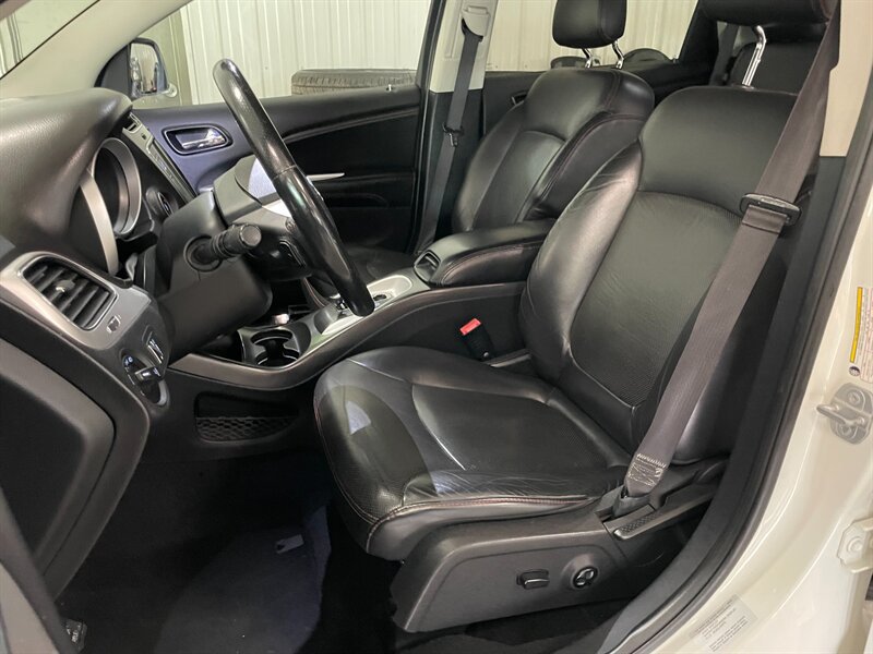 Used 2016 Dodge Journey R/T w/ Driver Convenience Group AWD/4WD image 13