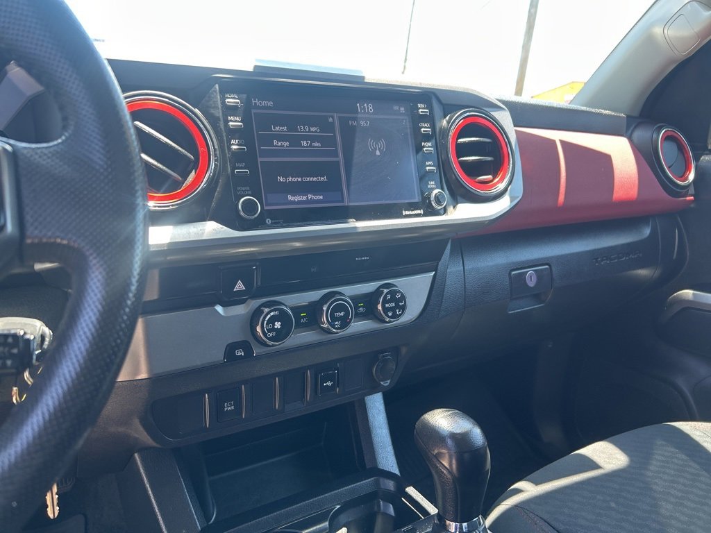 Used 2020 Toyota Tacoma SR5 image 10