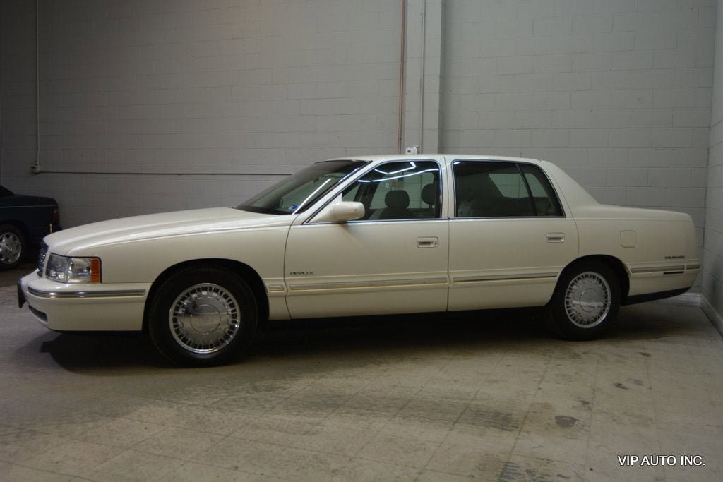 Used 1997 Cadillac De Ville D'Elegance w/ Safety/Security Pkg FWD image 28