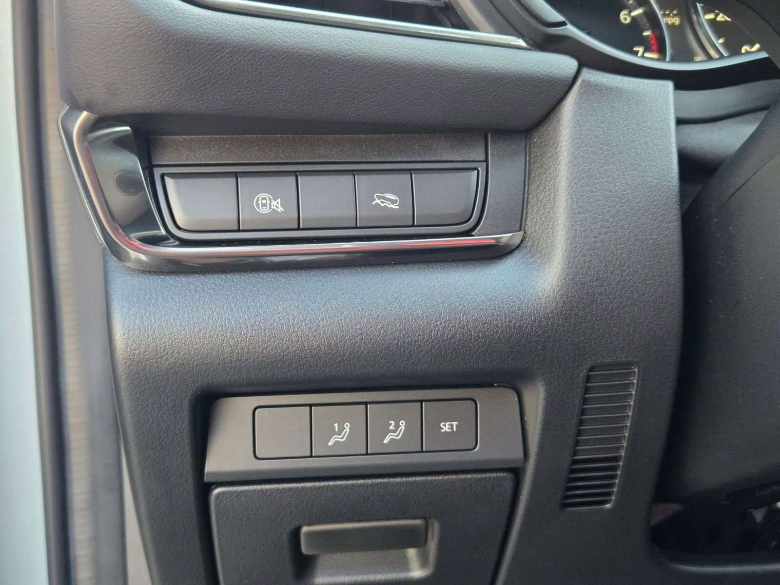 Used 2024 MAZDA CX-30 AWD 2.5 S w/ Preferred Package image 14