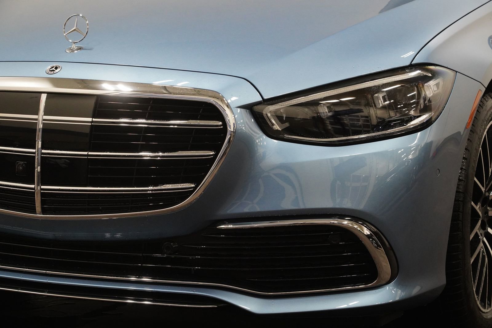 New 2026 Mercedes-Benz S 580 4MATIC Sedan image 11