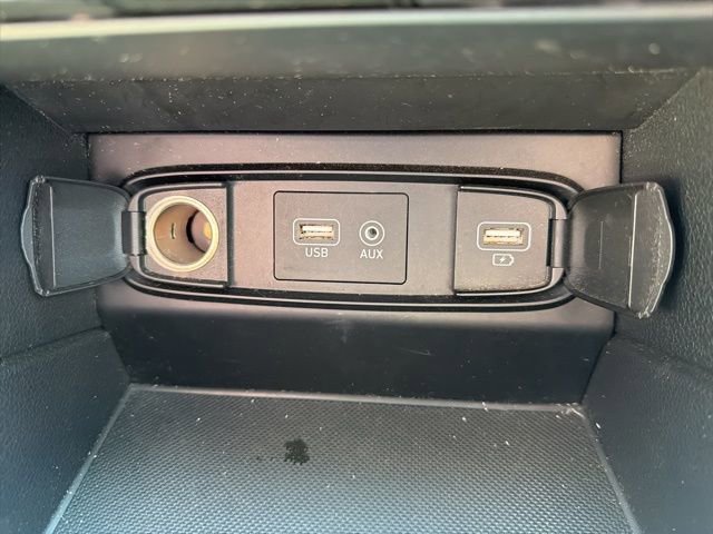 Used 2019 Hyundai Santa Fe Limited FWD image 34