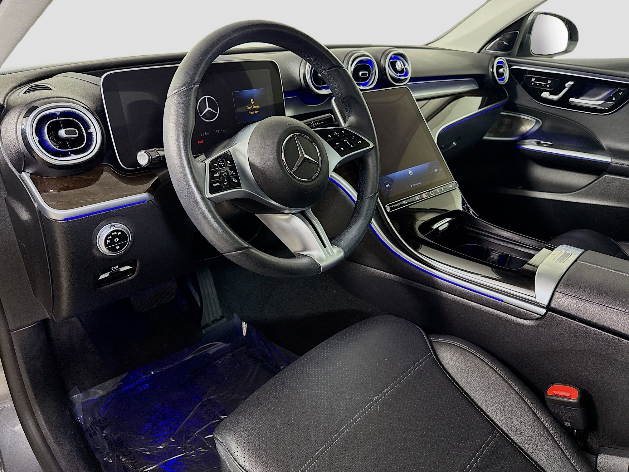 Used 2022 Mercedes-Benz C 300 C 300 w/ Pinnacle Trim Package image 23