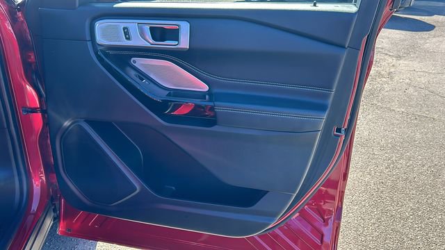 Certified 2022 Ford Explorer ST image 10