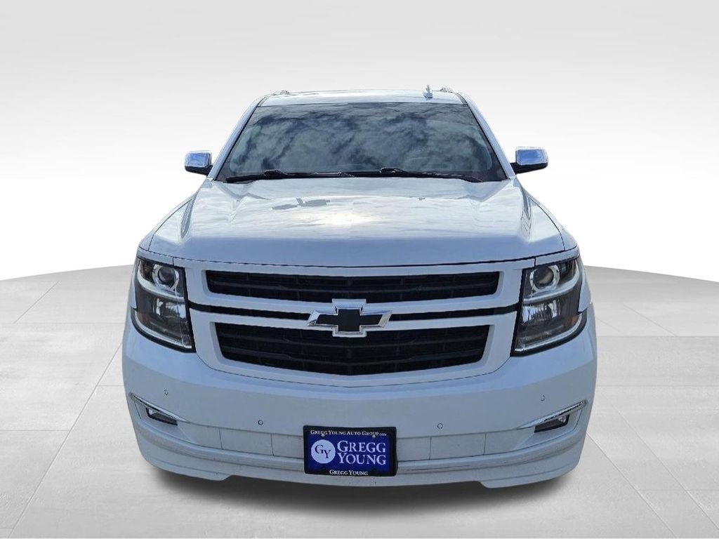 Used 2019 Chevrolet Suburban Premier w/ Premier Plus Edition AWD/4WD image 3