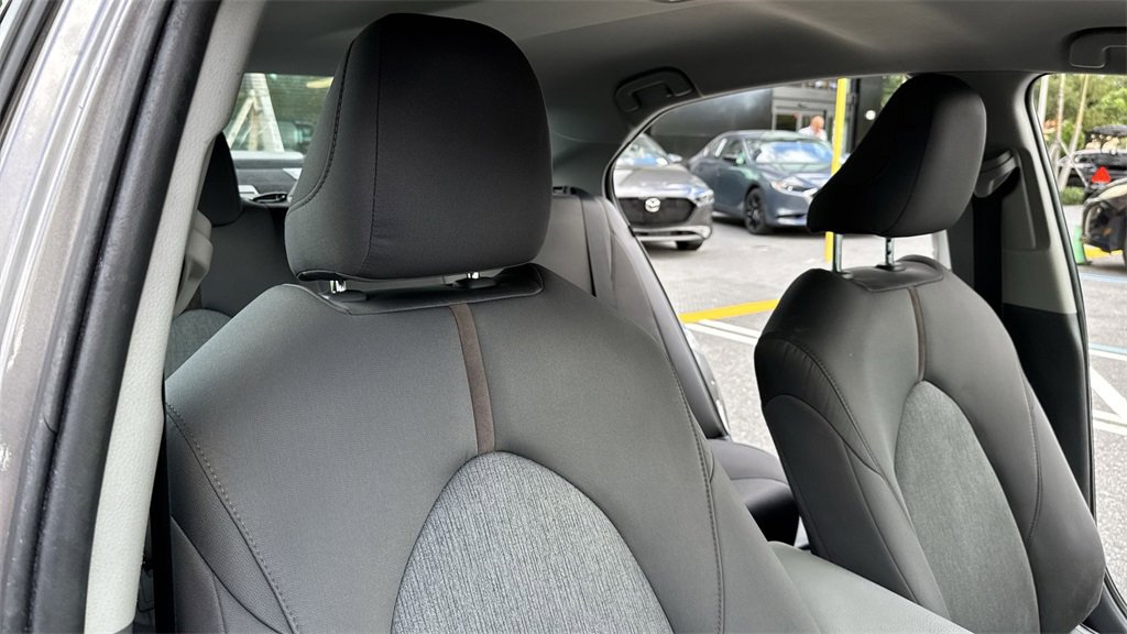 Used 2018 Toyota Camry L image 46