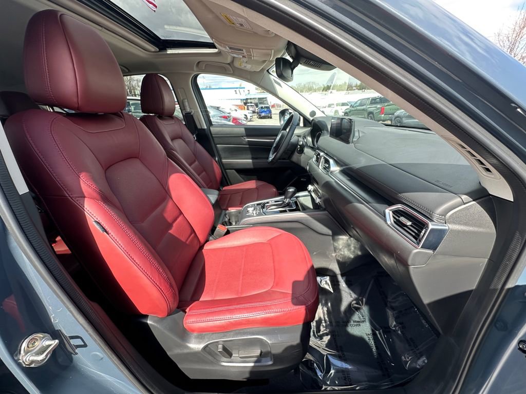 Used 2023 MAZDA CX-5 Carbon Edition image 28