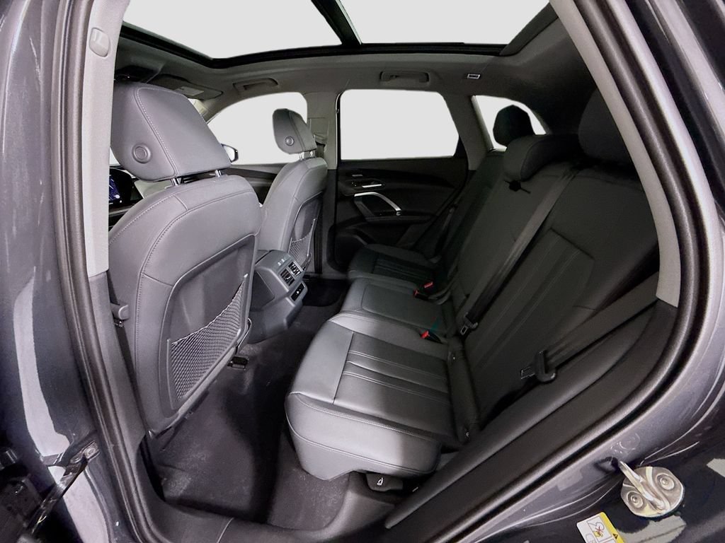Used 2026 Audi Q5 Premium AWD/4WD image 23