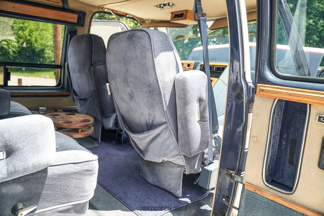 Used 1988 Chevrolet G20 RWD image 99