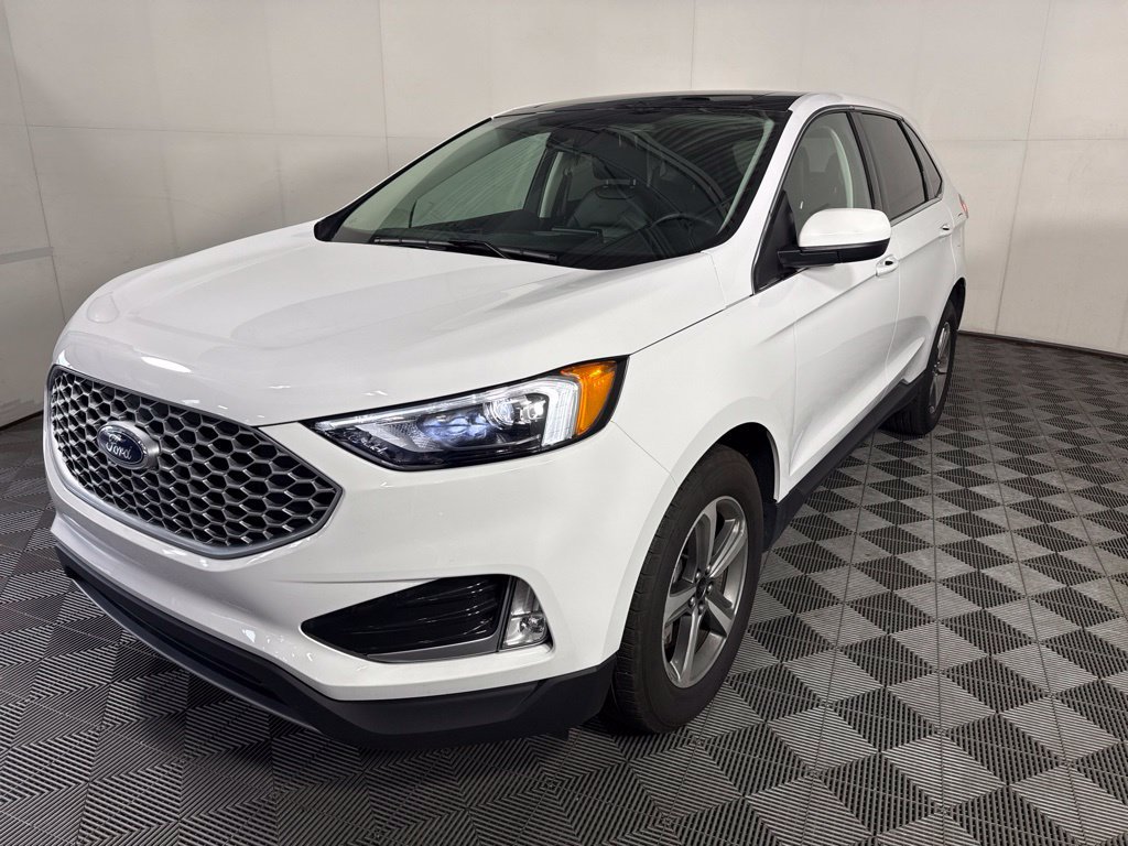 Used 2024 Ford Edge SEL w/ Convenience Package AWD/4WD image 5