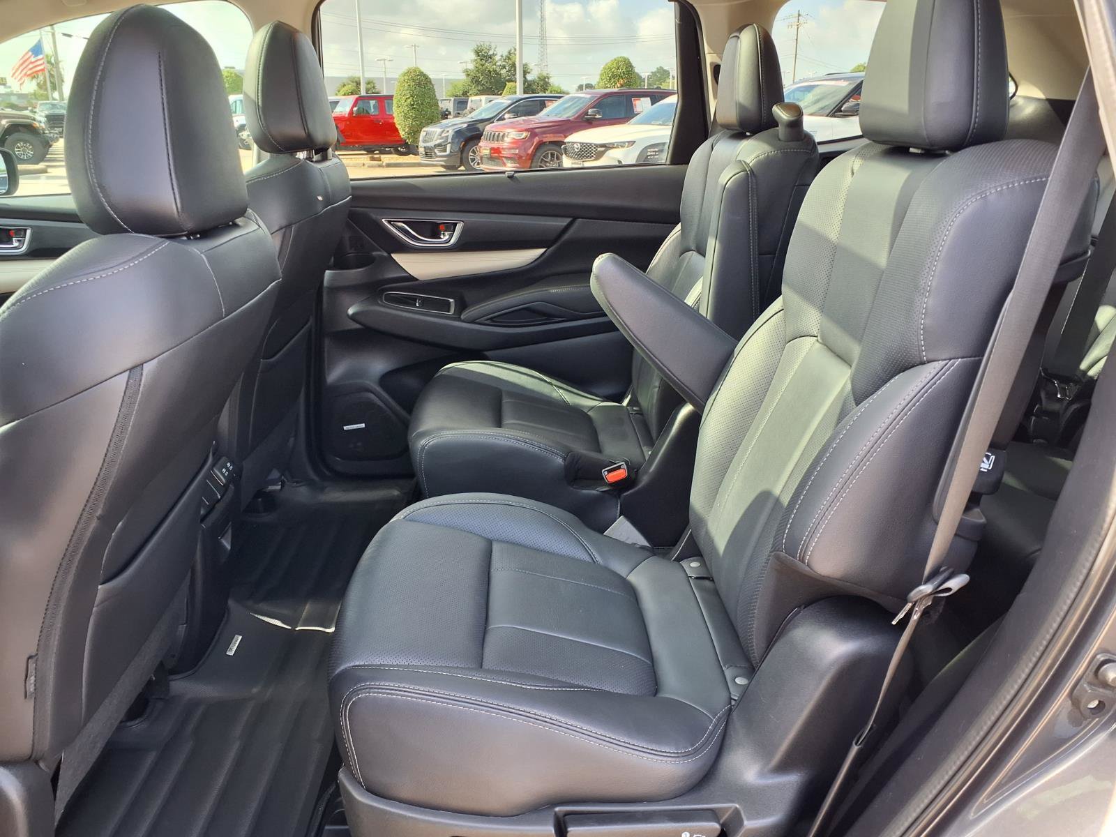 Used 2021 Subaru Ascent Limited w/ Technology Package AWD/4WD image 9