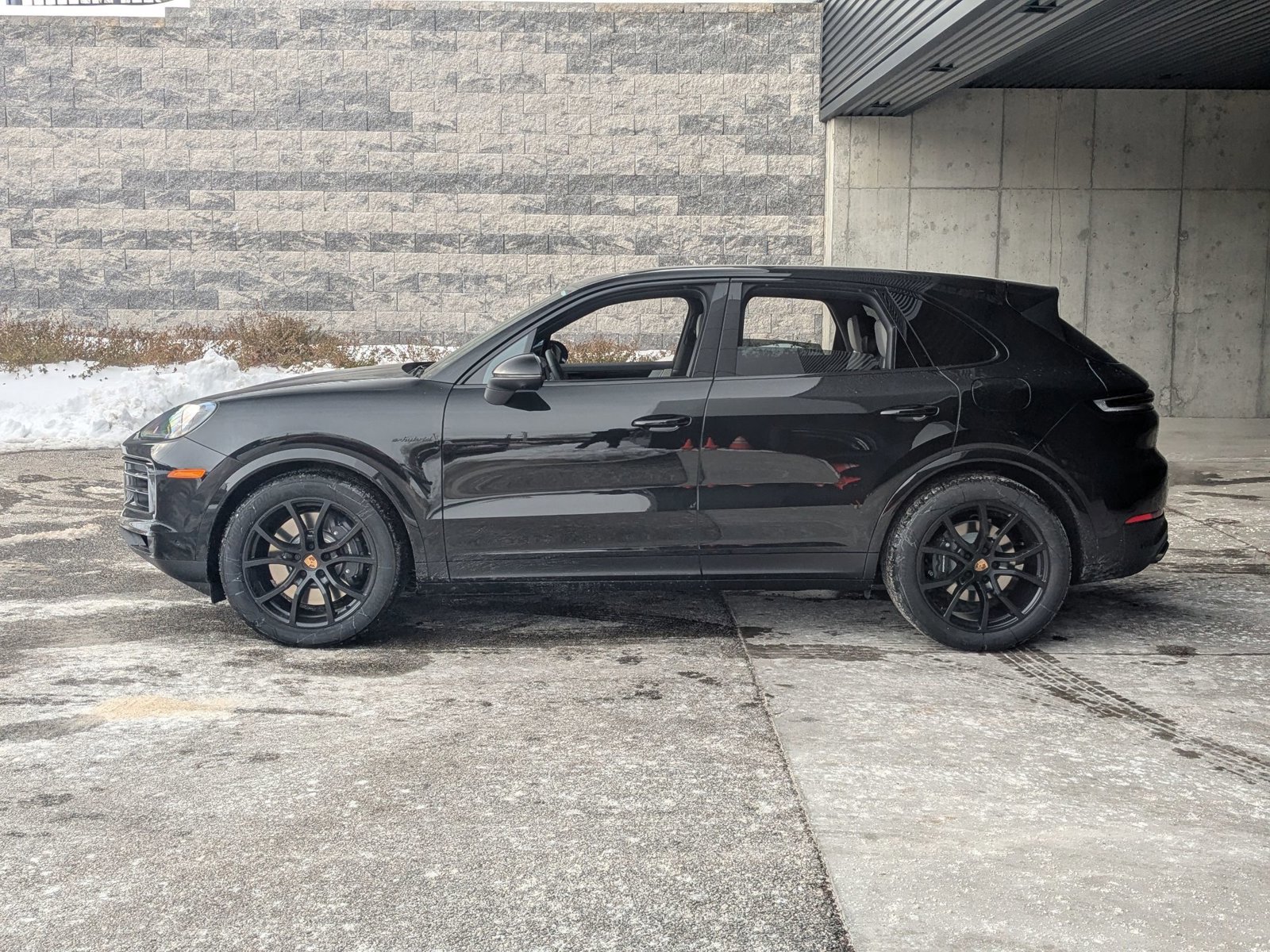 New 2026 Porsche Cayenne E-Hybrid video 2