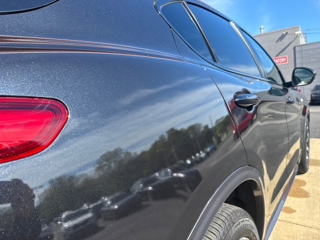 Used 2023 Alfa Romeo Stelvio Ti AWD/4WD image 6