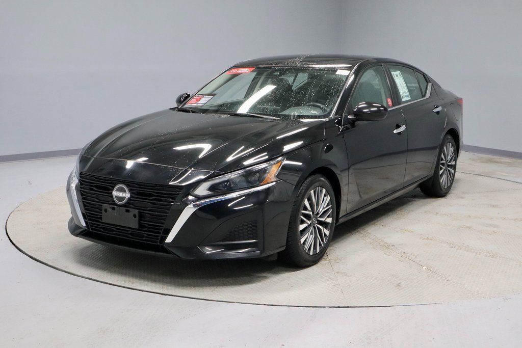 Used 2023 Nissan Altima 2.5 SV image 8